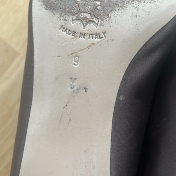 Isaac Mizrahi Brown Satin Kitten Heel, Mink Pom-Pom Embellished Pointy Toe Pumps - Picture 5 of 7